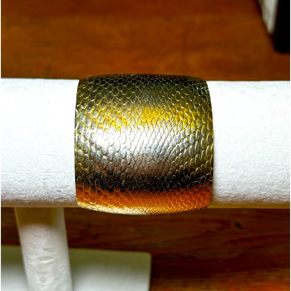 AV Max hammered cuff bracelet